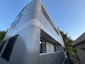 クレストールの外観