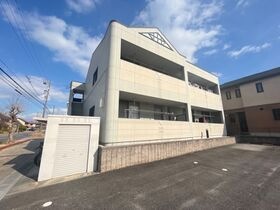 フローラかじまの外観