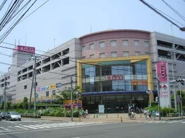 大型スーパー