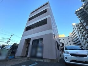 OKM(オーケーエム)の外観