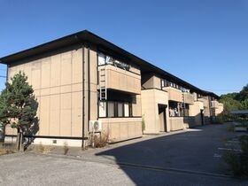フライハイツ丸池A棟の外観