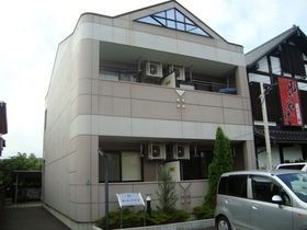 カーティアス Fの外観