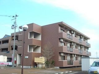写真:クレッセントの外観