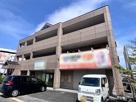 ドルフィン柚木の外観