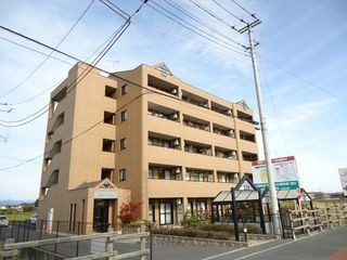 写真:グリーンハイムの外観