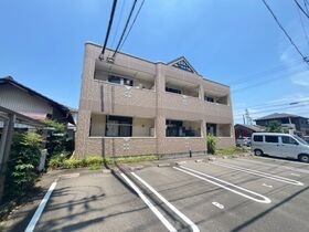 グリーンティアラの外観