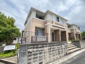 プラムガーデン弐番館の外観