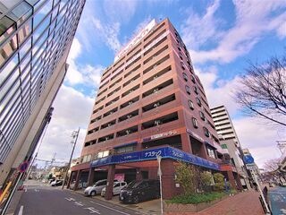写真:リバパレス鶴舞の外観