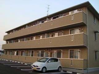 写真:ブルースカイの外観
