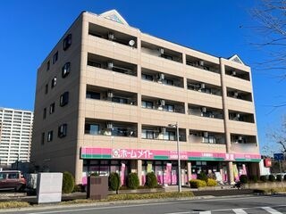 写真:ビレッジコートの外観