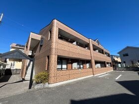 グランディール・城山の外観