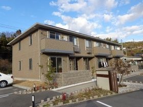 フェリス河内 A棟の外観