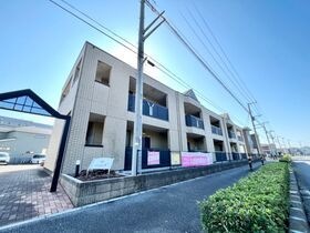 オーベルニュの外観