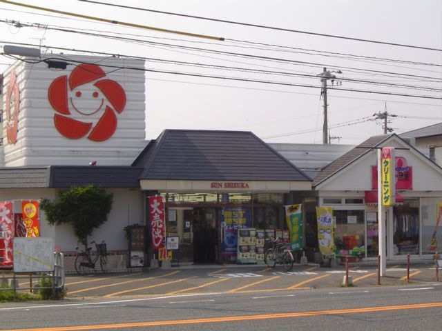 生鮮市場(スーパー)