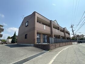 シャンピア桜木東の外観