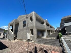 センチュリーカーサの外観