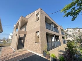 MRイーストの外観