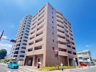 写真:エミネンス大町の外観