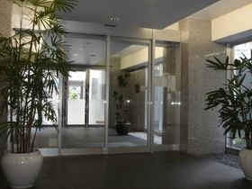アーバンローズ薬院の外観