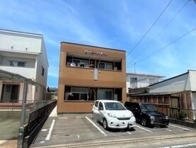 ハニーシャルマンの外観