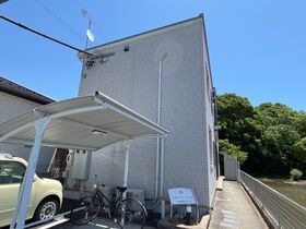 スカイハイツ ソレイユの外観