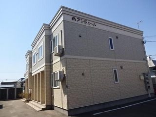 写真:アンジュールの外観