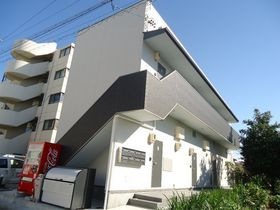 エミューロの外観