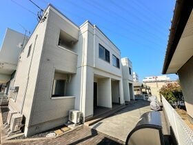 サンパレス白石の外観