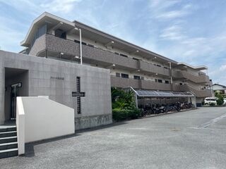 写真:クレール南鈴原の外観