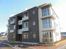 シャーメゾン アイシスの外観