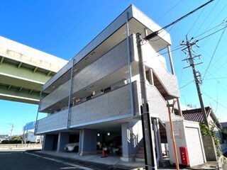 写真:シャトーMTの外観