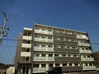 写真:イオメールメティスの外観