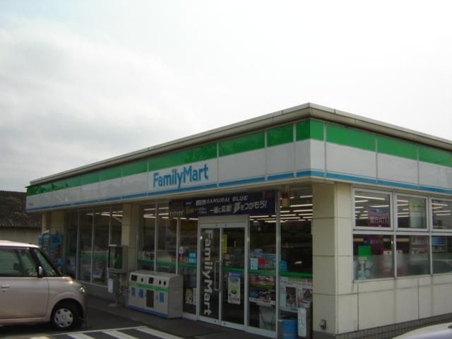 ファミリーマート大分オアシス店