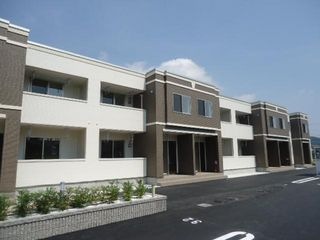 写真:ステラ川南の外観