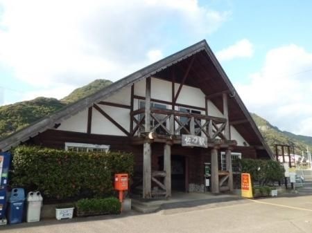写真:佐々駅
