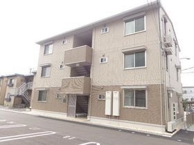 ルネス花岡の外観
