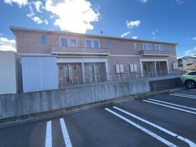 グリーン川島の外観