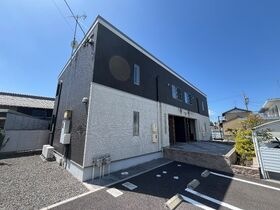グラン ルミエール Bの外観