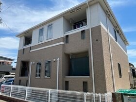 ファースト　オブ　メイの外観