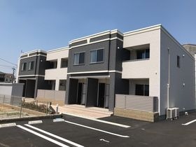 サンハイツ西条東の外観