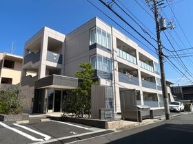 Creciaの外観