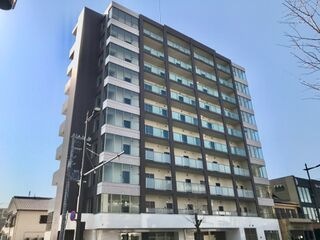 写真:レジデンスヒルズ ザ ワカヤマの外観