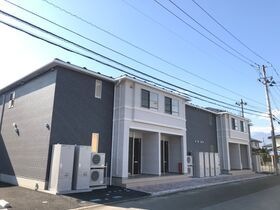 フリューゲルの外観