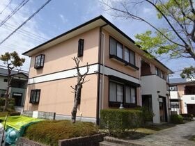 サンビレッジコニシF棟の外観