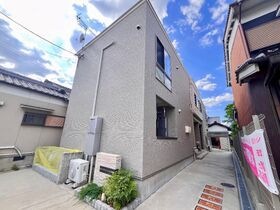 ロイヤルハイツしきⅡ番館の外観