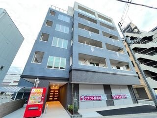 写真:エストレージャの外観