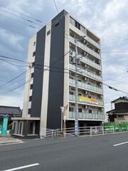 写真:La Gran Tower イオメールの外観