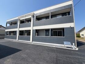 エストレアの外観