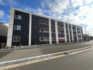 写真:N’ s ARK(エヌズアーク)の外観