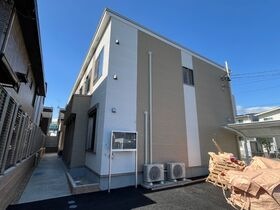 サンビラーゼウエストの外観